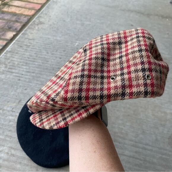 Lot of 2 paperboy hats docker black and red and tan plaid Burton hat vintage - Picture 2 of 12